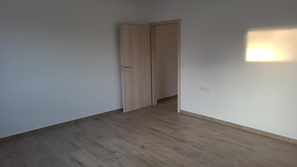 Etagenwohnung Ilshofen - 4 Zimmer, 133 m&sup2;, 1.260&euro; | Angebot:25298791
