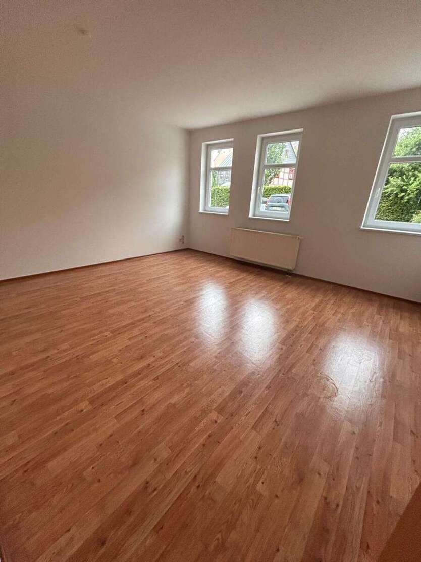 Wohnung zum Mieten in Treuen 392,70 € 65.45 m² 2 zimmer