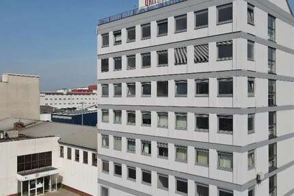 Halle in Mannheim 300 € 47.09 m²