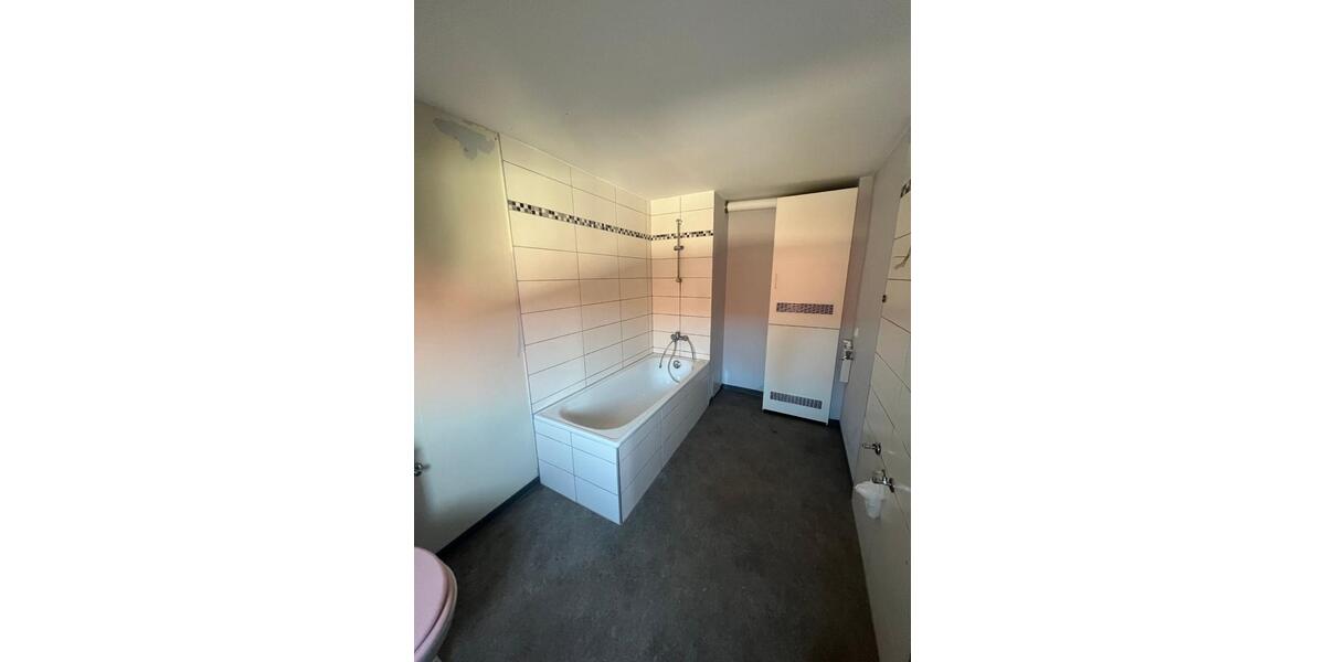 Etagenwohnung Leutersdorf - 4 Zimmer, 103 m&sup2;, 500&euro; | Angebot:24678954