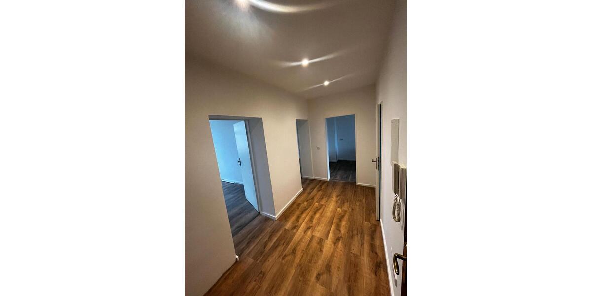 Etagenwohnung Gräfenhainichen Zschornewitz - 2 Zimmer, 62 m&sup2;, 900&euro; | Angebot:26051237