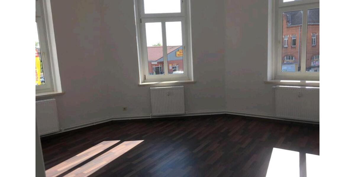 Schöne 3-4-Zi.-WE 95 m² | renoviert, Bodenbelg wählbar 4 zimmer