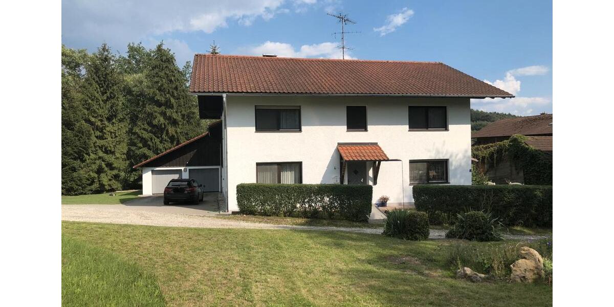 Wohnen auf Zeit Tann - 8 Zimmer, 200 m&sup2;, 18&euro; | Angebot:26024563