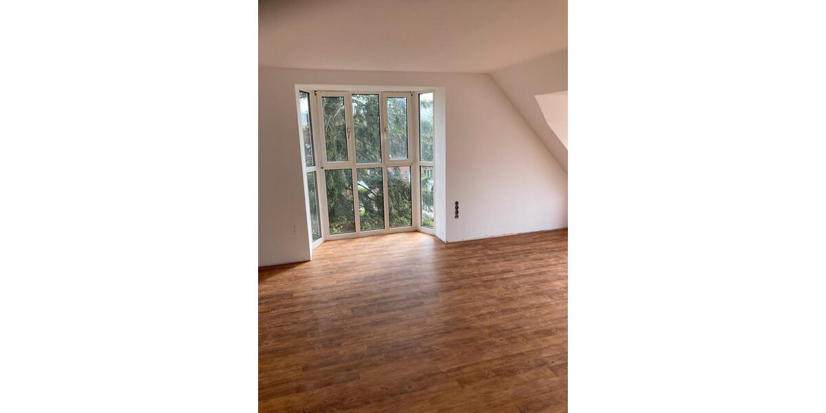 Dachgeschoßwohnung Stade Altländer Viertel - 2 Zimmer, 72 m&sup2;, 805&euro; | Angebot:25894550