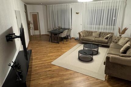 Großzügige 2 Zimmer 72m² im Hochparterre (Tiefgaragenstellplatz) 2 zimmer