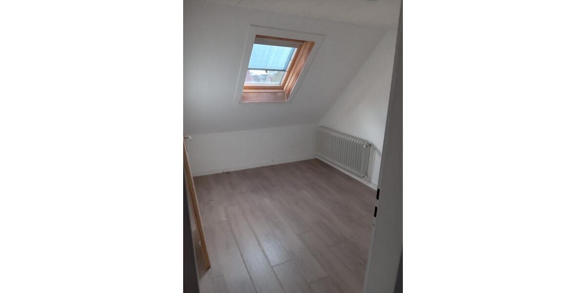 Mehrfamilienhaus, Wohnhaus Leer (Ostfriesland) - 5 Zimmer, 110 m&sup2;, 1.100&euro; | Angebot:26035555