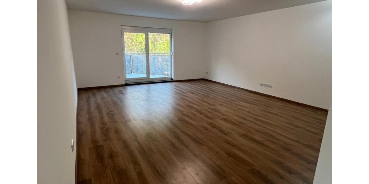 Dachgeschoßwohnung Meißen - 4.5 Zimmer, 140 m&sup2;, 1.100&euro; | Angebot:24813986