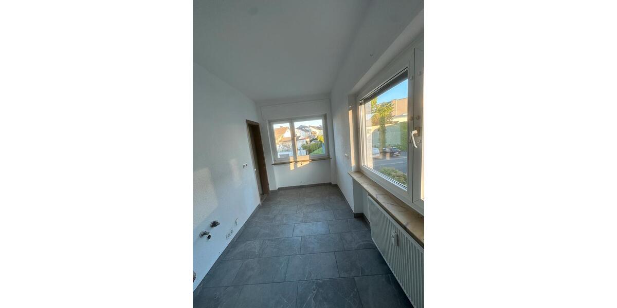Etagenwohnung Limburg an der Lahn - 3 Zimmer, 88 m&sup2;, 1.300&euro; | Angebot:26272074