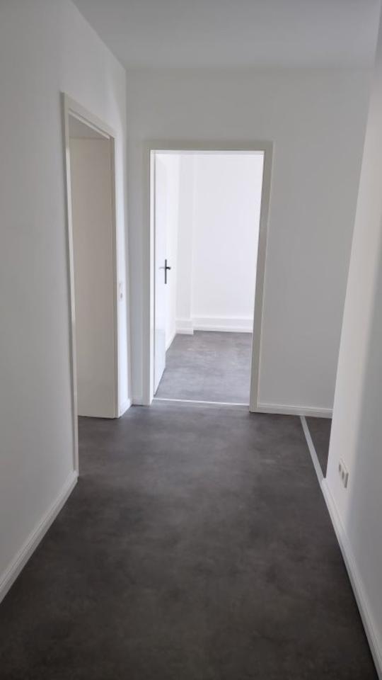 HA-Hestert: frisch sanierte 2 Zimmer Whg. ca. 60 m² im 1. OG