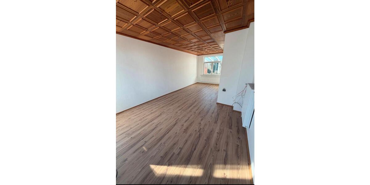 Etagenwohnung Hoya - 5 Zimmer, 122 m&sup2;, 1.000&euro; | Angebot:26056284