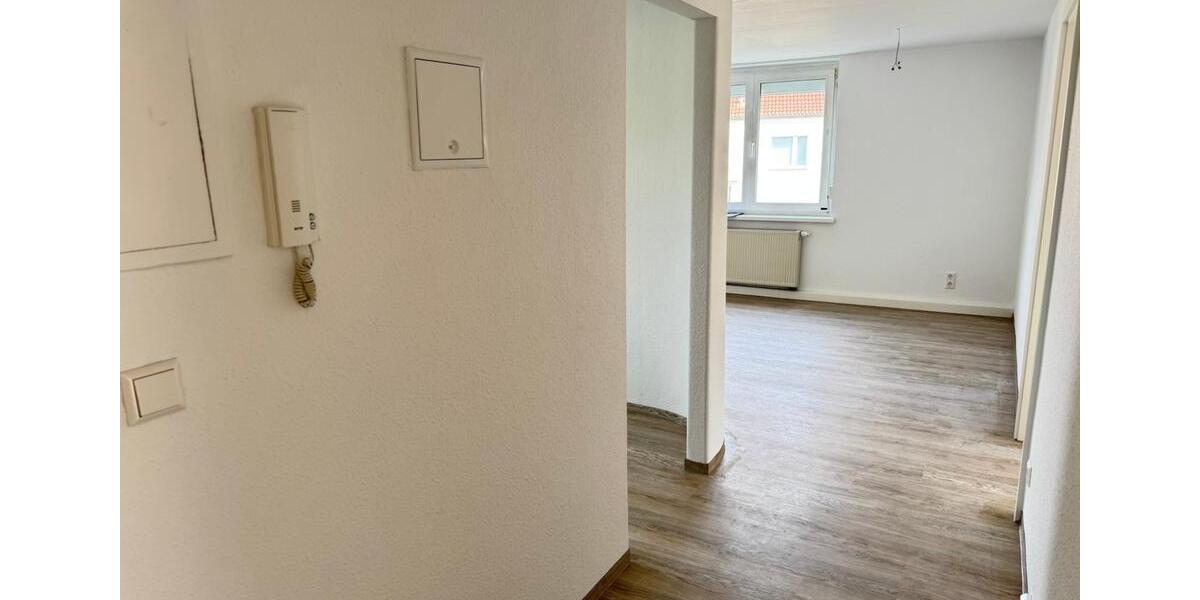 Etagenwohnung Görlitz Biesnitz - 3 Zimmer, 68 m&sup2;, 410&euro; | Angebot:26490346