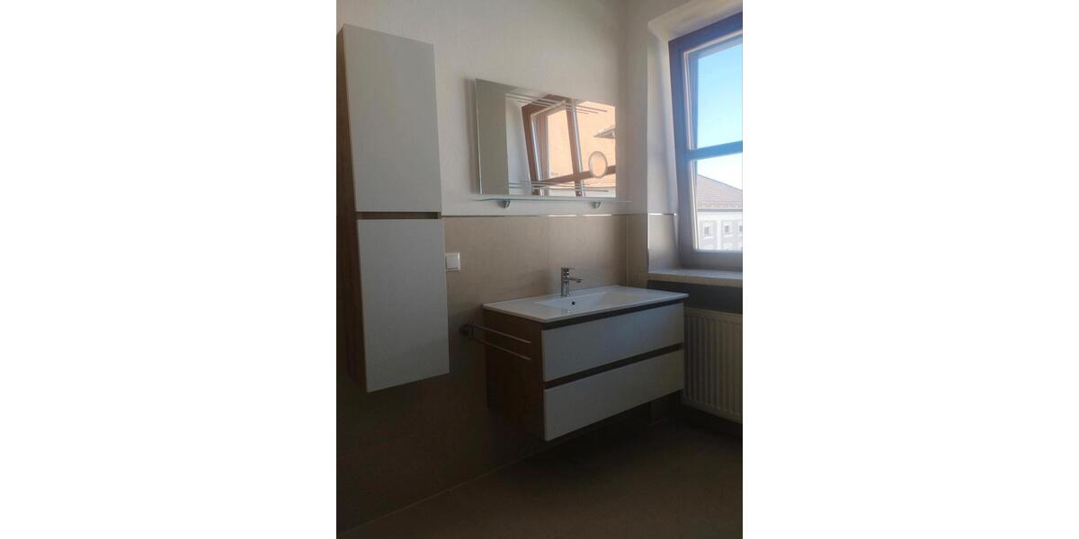 Etagenwohnung Egglham - 2 Zimmer, 60 m&sup2;, 670&euro; | Angebot:26380411