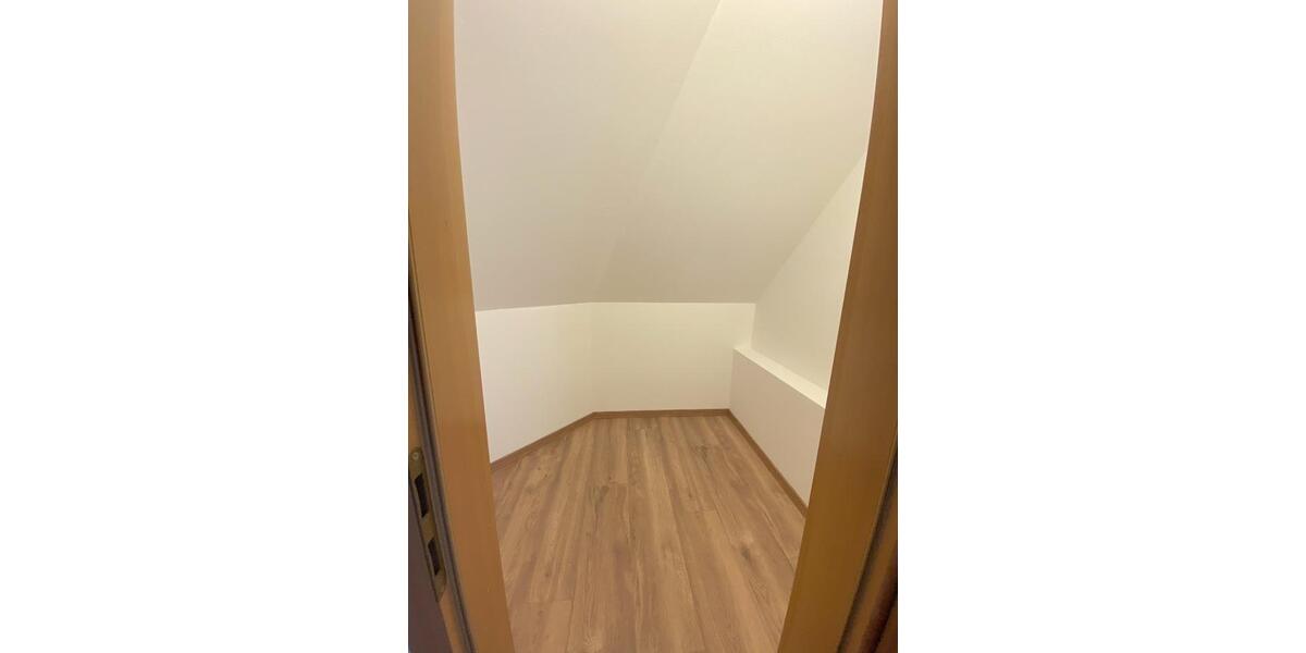 Dachgeschoßwohnung Leipzig Nord - 2 Zimmer, 65 m&sup2;, 620&euro; | Angebot:25977222