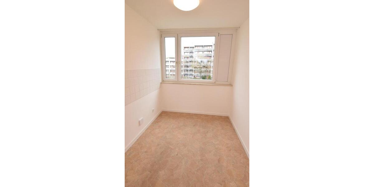 Etagenwohnung Unterhaching - 3 Zimmer, 70 m&sup2;, 1.750&euro; | Angebot:26226424