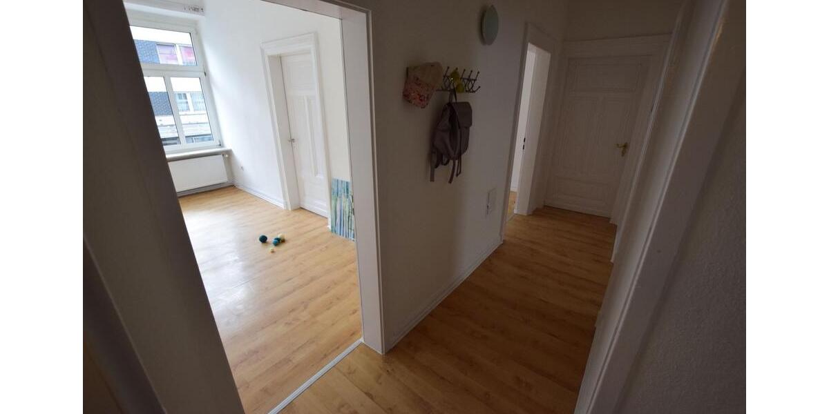 Etagenwohnung Wuppertal Elberfeld - 4 Zimmer, 85 m&sup2;, 750&euro; | Angebot:26531498