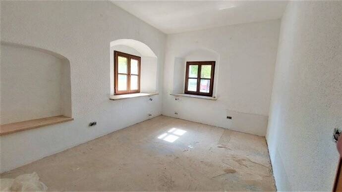 Gewerbeobjekt Weiden in der Oberpfalz Weiden - 5 Zimmer, 320 m&sup2;, 3.800&euro; | Angebot:25673593