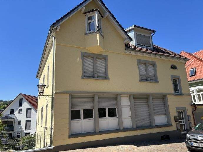 Etagenwohnung Engen - 3 Zimmer, 108 m&sup2;, 900&euro; | Angebot:26257441