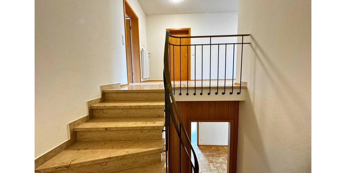 Zentral gelegen – mit Weitblick ins Grüne 8 zimmer