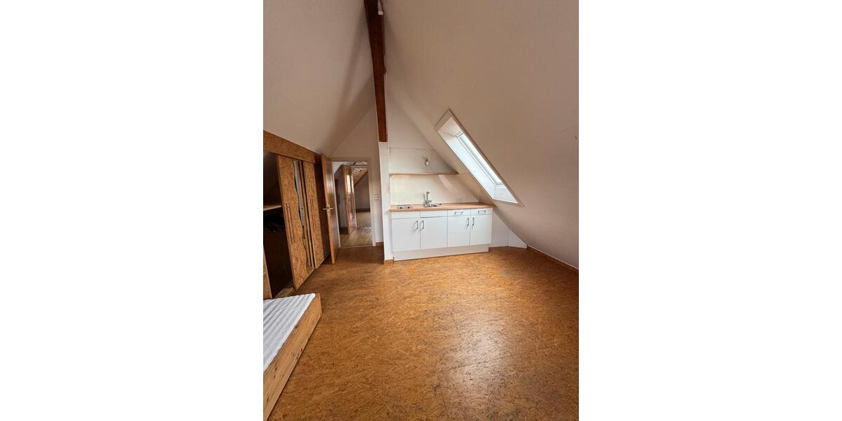 Dachgeschoßwohnung Rheinfelden (Baden) - 2 Zimmer, 45 m&sup2;, 640&euro; | Angebot:25933508