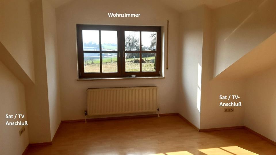 Dachgeschoßwohnung Salzweg - 3 Zimmer, 78 m&sup2;, 660&euro; | Angebot:26630190