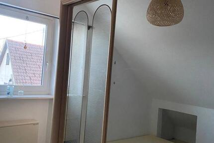 Wohnen auf Zeit Gärtringen - 3 Zimmer, 75 m&sup2;, 450&euro; | Angebot:26069272