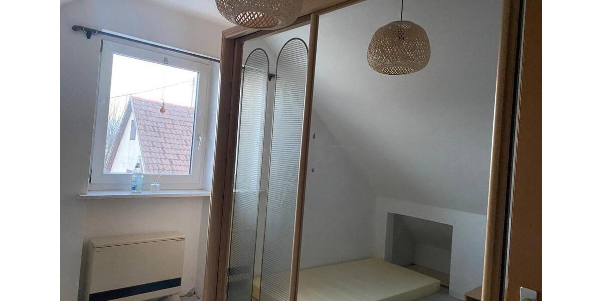 Wohnen auf Zeit Gärtringen - 3 Zimmer, 75 m&sup2;, 450&euro; | Angebot:26069272