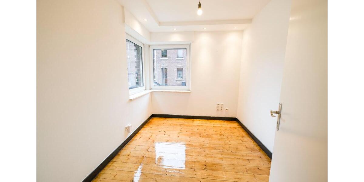 Frisch renovierte 2-Zimmer-Wohnung (50 m²) Erstbezug Erdgeschoss 2 zimmer