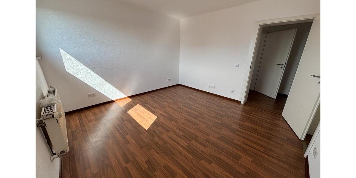 Dachgeschoßwohnung Pirmasens - 2 Zimmer, 50 m&sup2;, 500&euro; | Angebot:26041419