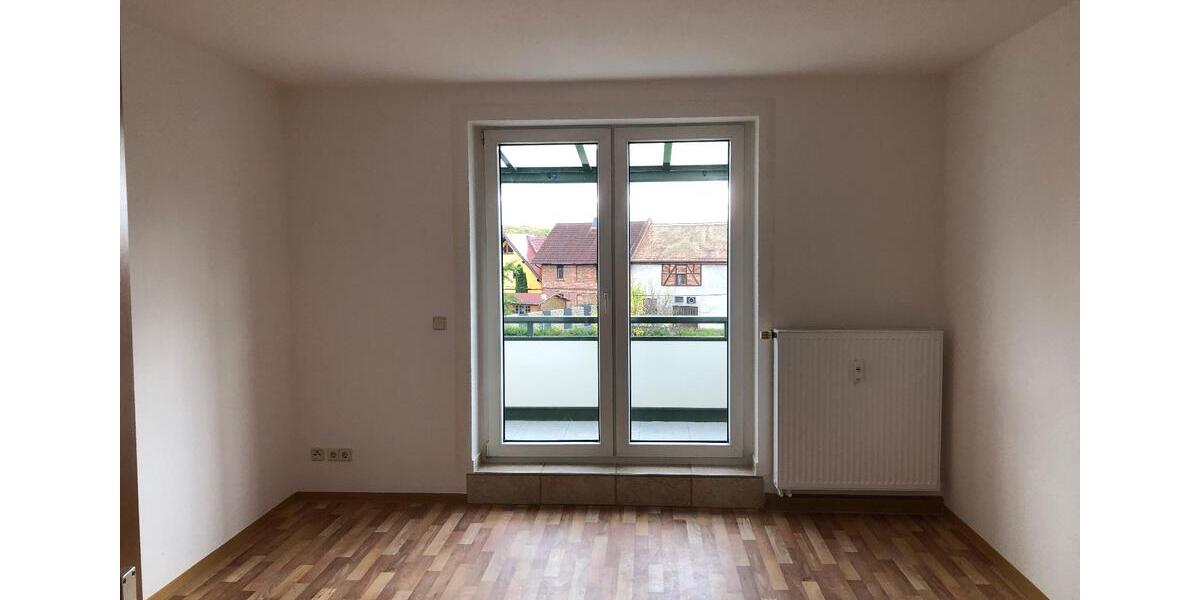 Etagenwohnung Querfurt - 3 Zimmer, 58 m&sup2;, 350&euro; | Angebot:25919974