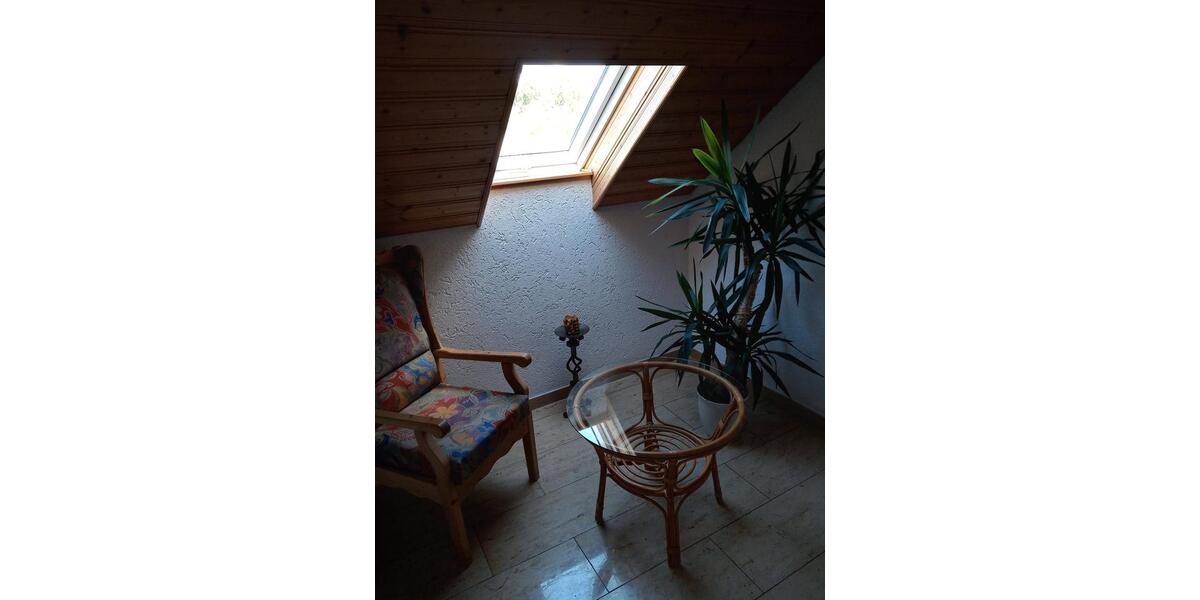 Dachgeschoßwohnung Thurnau - 4 Zimmer, 100 m&sup2;, 650&euro; | Angebot:25875104