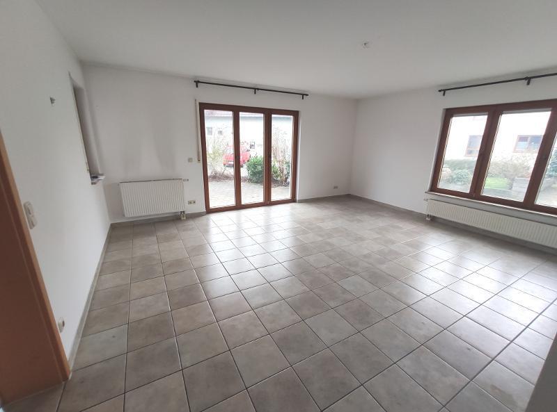 4 Zi. Wohnung im EG mit Garten und Terrasse 4 zimmer