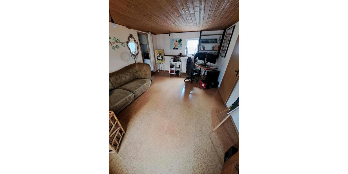 Etagenwohnung Bausendorf - 2 Zimmer, 50 m&sup2;, 330&euro; | Angebot:25216687