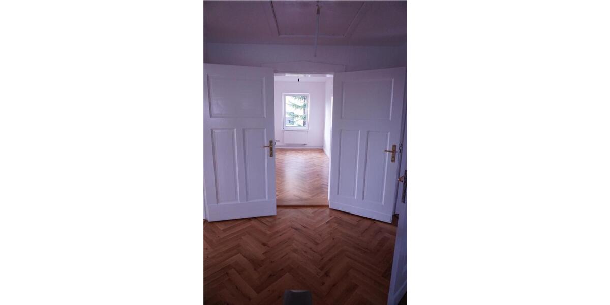 Etagenwohnung Wandlitz - 5 Zimmer, 130 m&sup2;, 1.950&euro; | Angebot:25907028