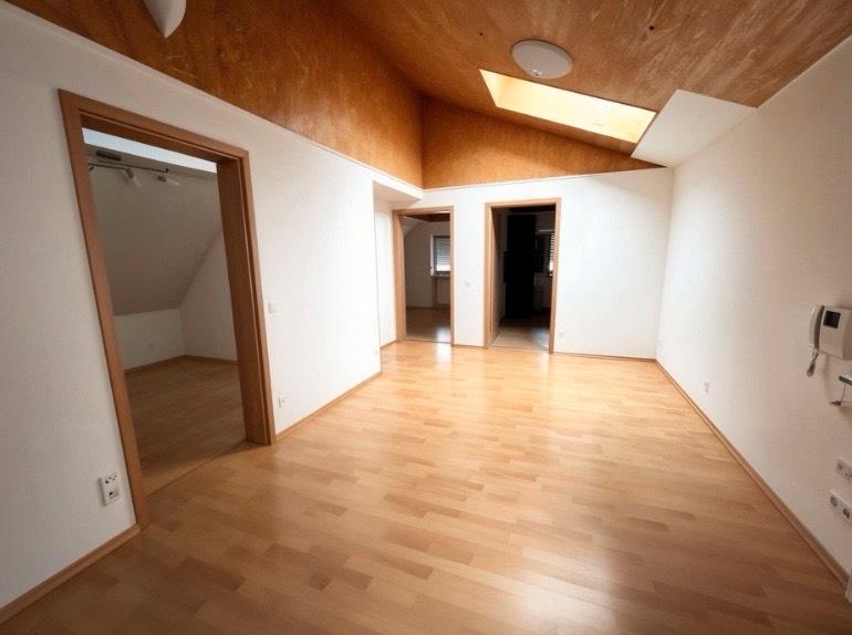 Etagenwohnung Gründau - 3 Zimmer, 67 m&sup2;, 850&euro; | Angebot:25224575