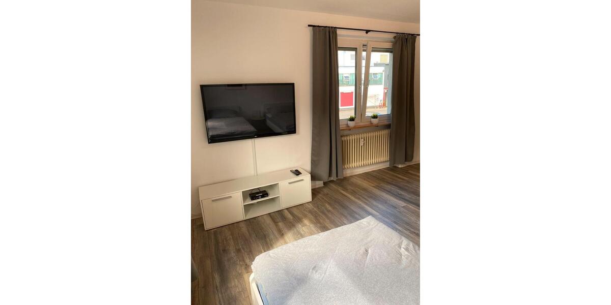 Wohnen auf Zeit Selbitz - 6 Zimmer, 270 m&sup2;, 30&euro; | Angebot:22032017