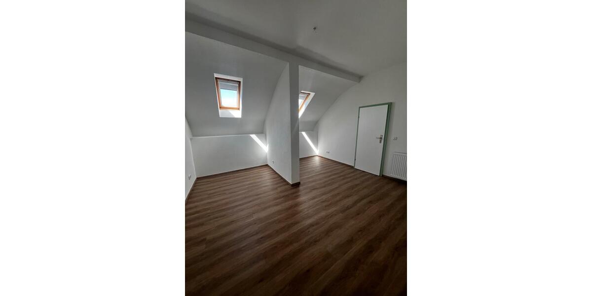 Einfamilienhaus Darmstadt Darmstadt-West - 10 Zimmer, 195 m&sup2;, 2.425&euro; | Angebot:26267907