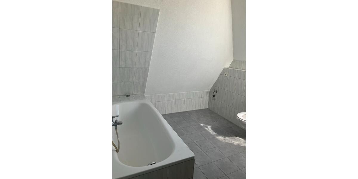 Dachgeschoßwohnung Osnabrück Hellern - 2 Zimmer, 58 m&sup2;, 800&euro; | Angebot:26463769