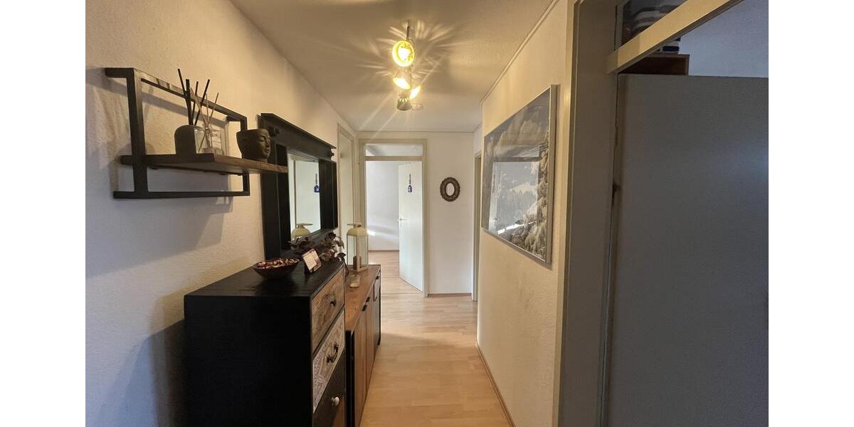 Etagenwohnung Karlsruhe - 2 Zimmer, 71 m&sup2;, 850&euro; | Angebot:25879372