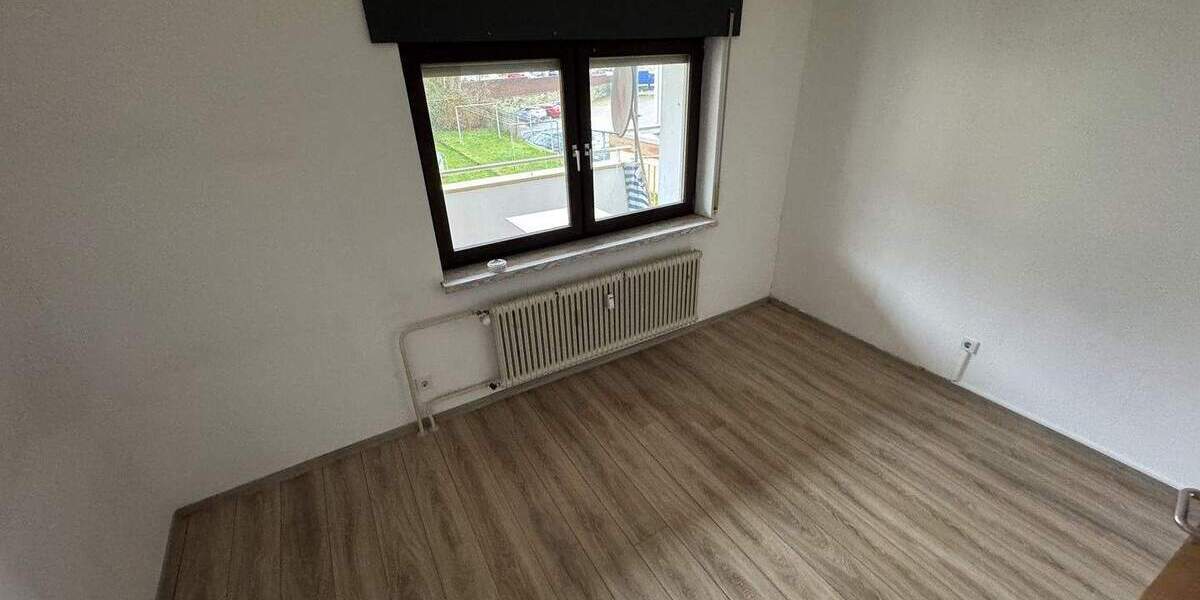 Etagenwohnung Saarbrücken Alt-Saarbrücken - 3 Zimmer, 75 m&sup2;, 725&euro; | Angebot:25690840