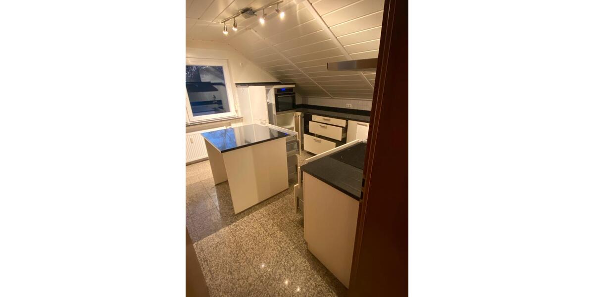 Dachgeschoßwohnung Lauterbach (Hessen) - 4 Zimmer, 106 m&sup2;, 800&euro; | Angebot:25814286