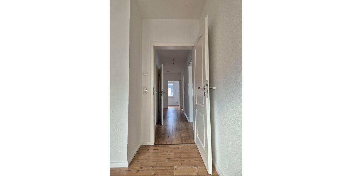 Etagenwohnung Neuburg - 4 Zimmer, 108 m&sup2;, 1.299&euro; | Angebot:26034234