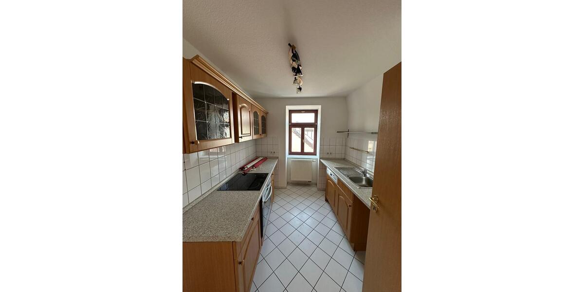 Dachgeschoßwohnung Altenburg - 3 Zimmer, 106 m&sup2;, 636&euro; | Angebot:25999858