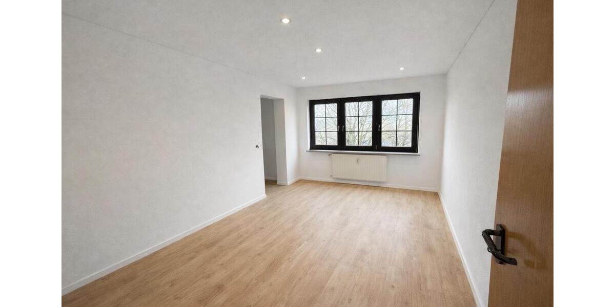 Etagenwohnung Eppelborn - 3 Zimmer, 95 m&sup2;, 750&euro; | Angebot:24658326