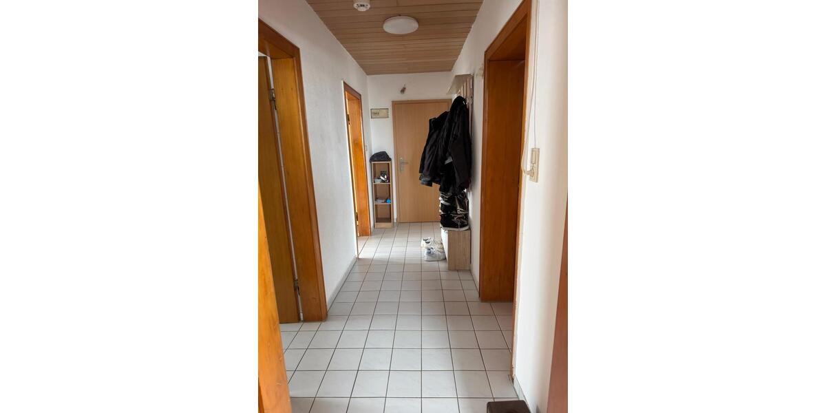 Dachgeschoßwohnung Duderstadt - 3 Zimmer, 77 m&sup2;, 400&euro; | Angebot:24804010