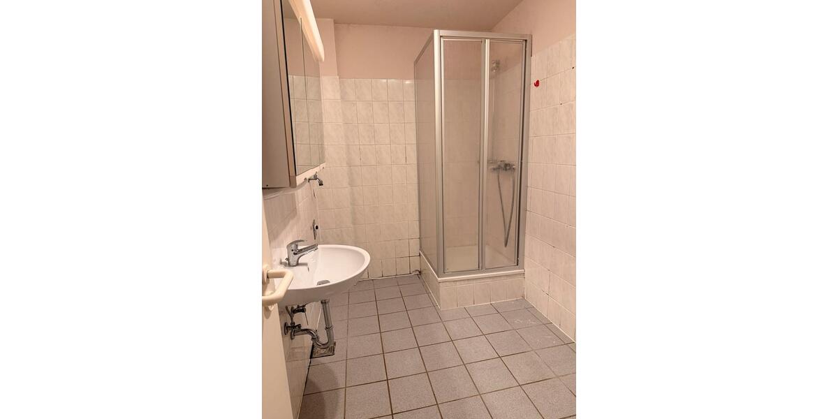 Etagenwohnung Heusweiler - 4 Zimmer, 100 m&sup2;, 1.000&euro; | Angebot:24807144