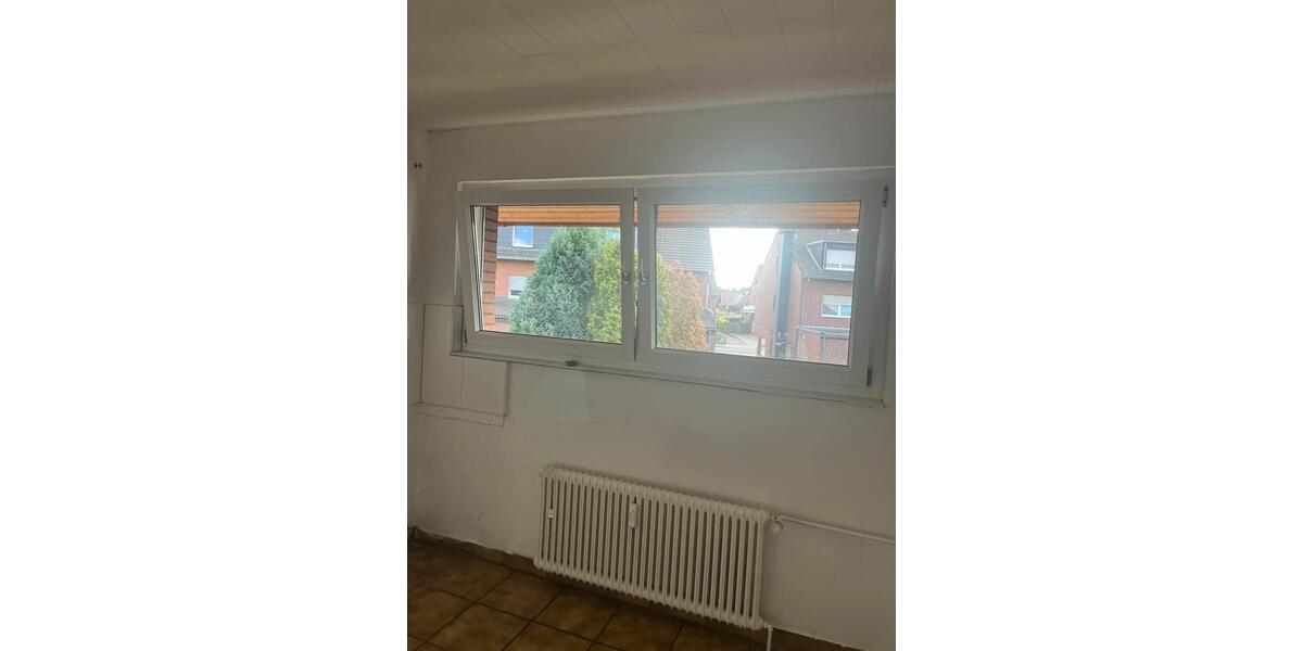 Etagenwohnung Dinslaken Lohberg - 1 Zimmer, 74 m&sup2;, 900&euro; | Angebot:26234608