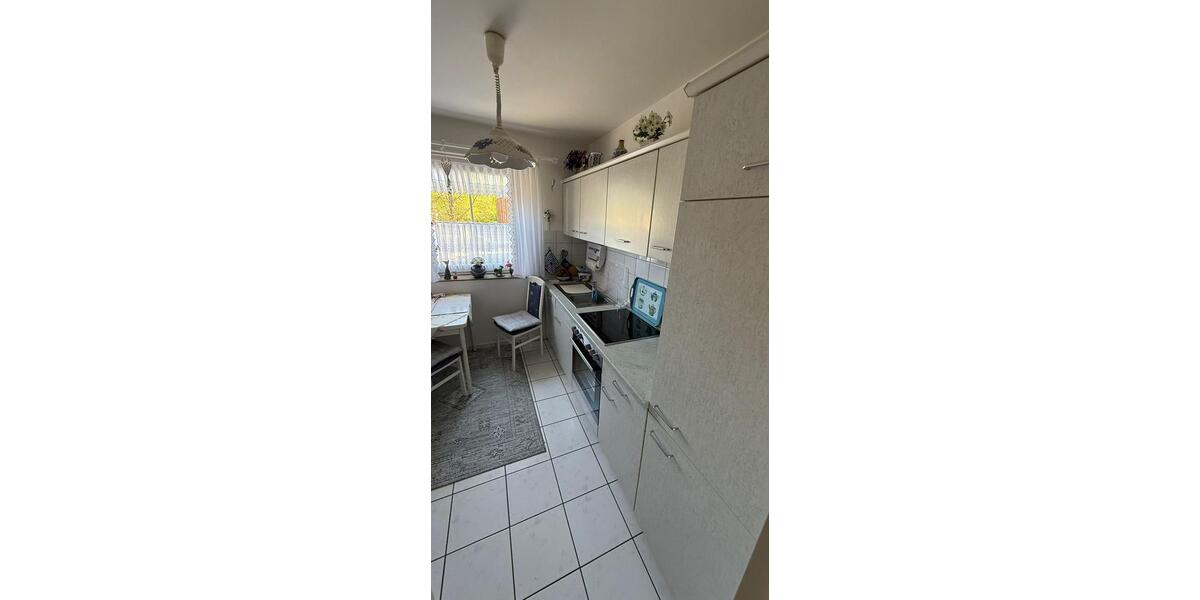 Etagenwohnung Schwerin Gartenstadt - 2 Zimmer, 70 m&sup2;, 660&euro; | Angebot:26381988