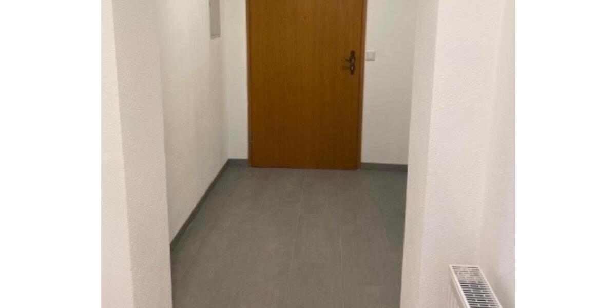 Erdgeschoßwohnung Amberg - 3 Zimmer, 80 m&sup2;, 800&euro; | Angebot:26535724