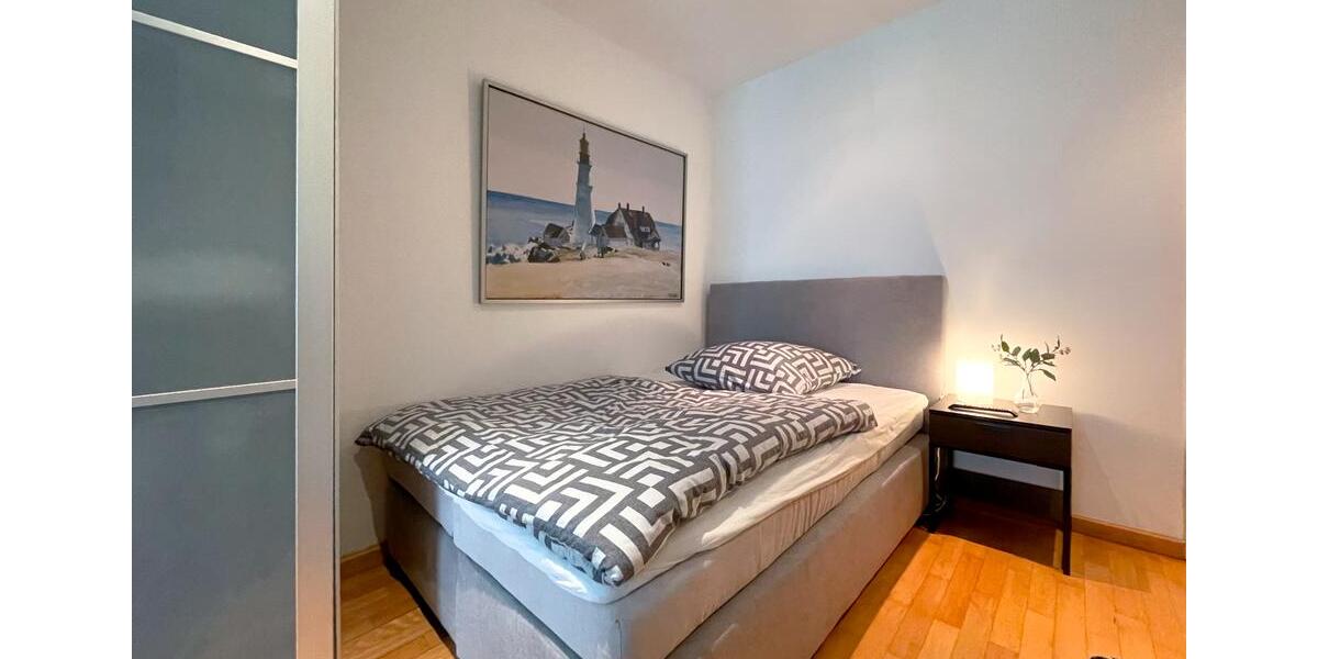 Wohnen auf Zeit Aachen Aachen-Mitte - 1 Zimmer, 17 m&sup2;, 550&euro; | Angebot:11935777
