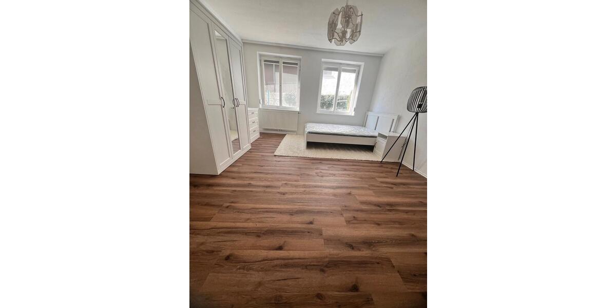 Erdgeschoßwohnung Albstadt - 1 Zimmer, 140 m&sup2;, 470&euro; | Angebot:26495041